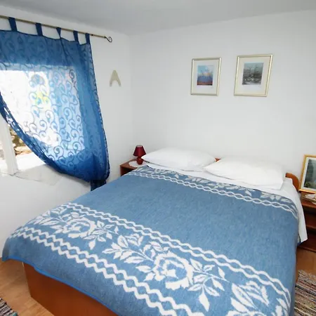 Seaside Holiday House Rogoznica - 5258 * רוגוזניצה
