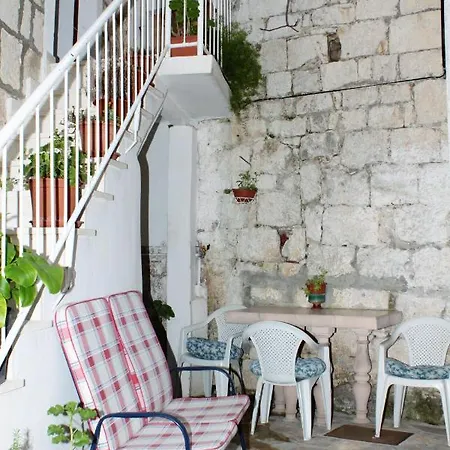 Seaside Holiday House Rogoznica - 5258