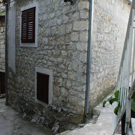Seaside Holiday House Rogoznica - 5258 * רוגוזניצה